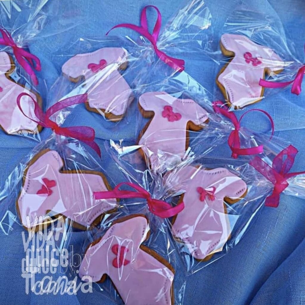 Galletas de bautizo en forma de monos para ninos