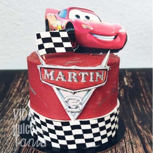 Tarta dibujos coches roja Madrid