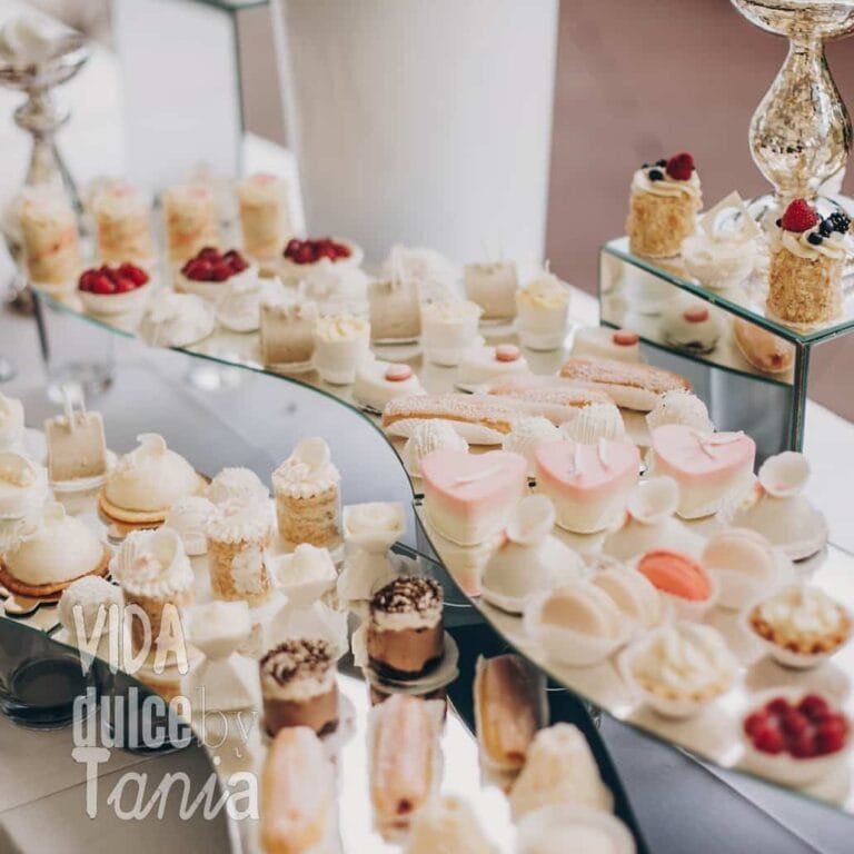 Mesa dulce de pasteles