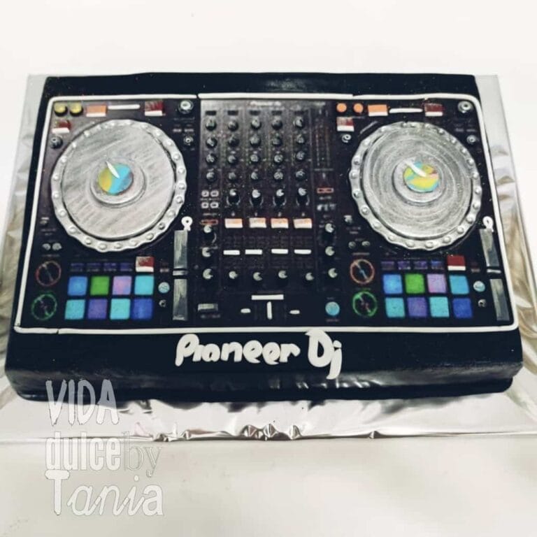 Tarta de Fiesta DJ Madrid