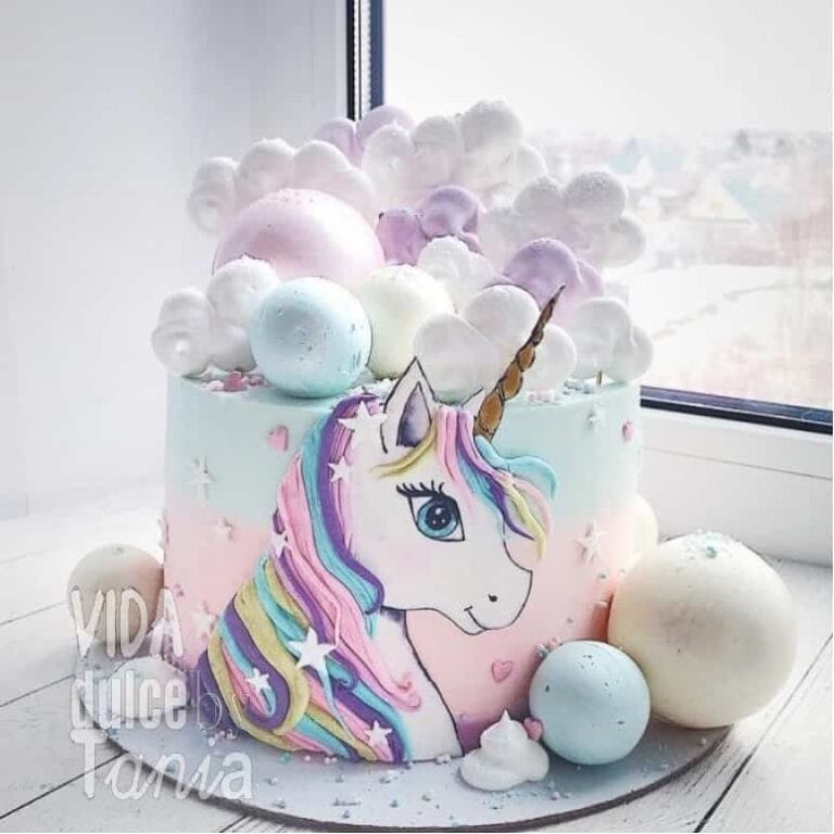 Tarta Unicornio con bolas Madrid