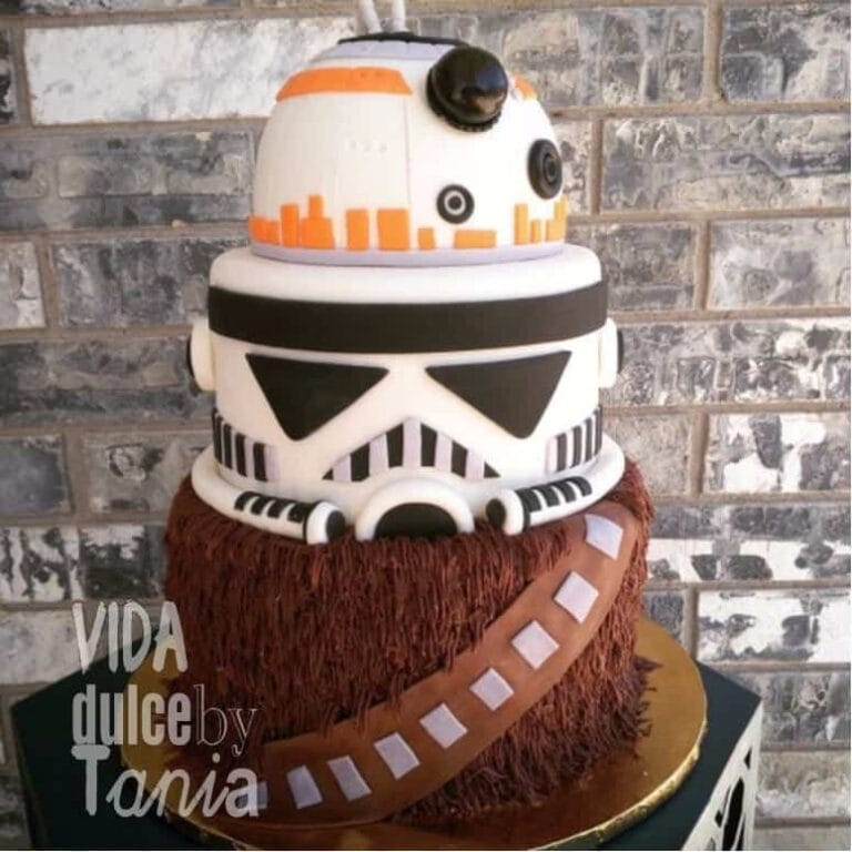 Tarta star wars robots Madrid