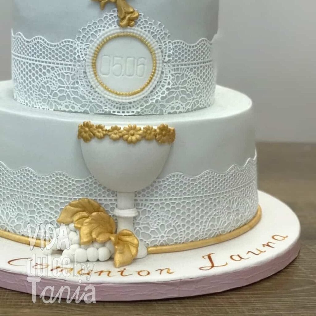 Tarta para Comunión princesita
