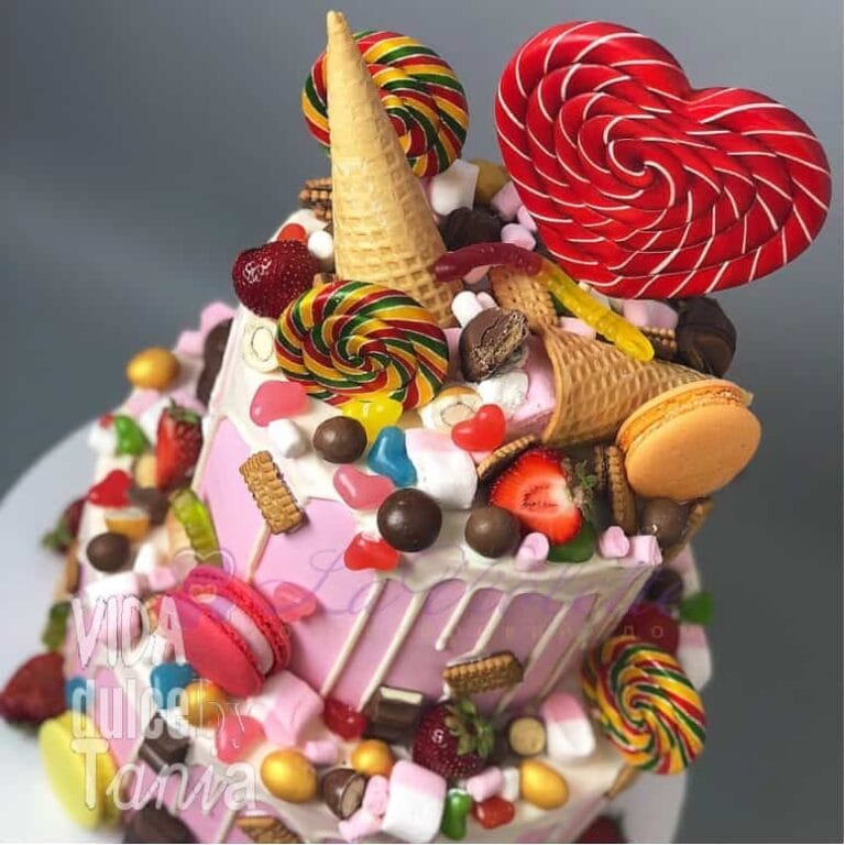 Tarta cono y chuches Madrid