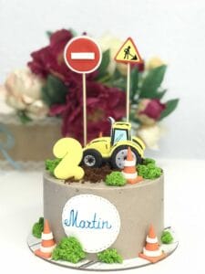 Tarta para bebes traktor