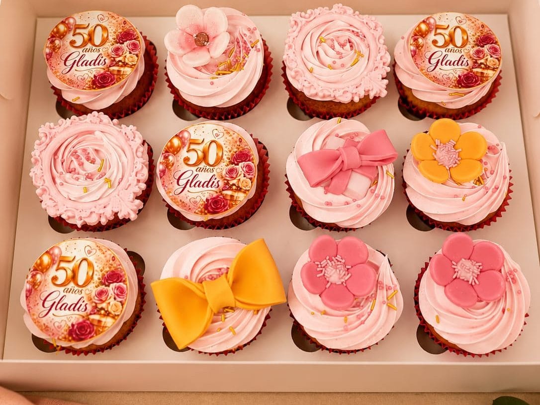 Cupcakes personalizados para celebración de cumpleaños